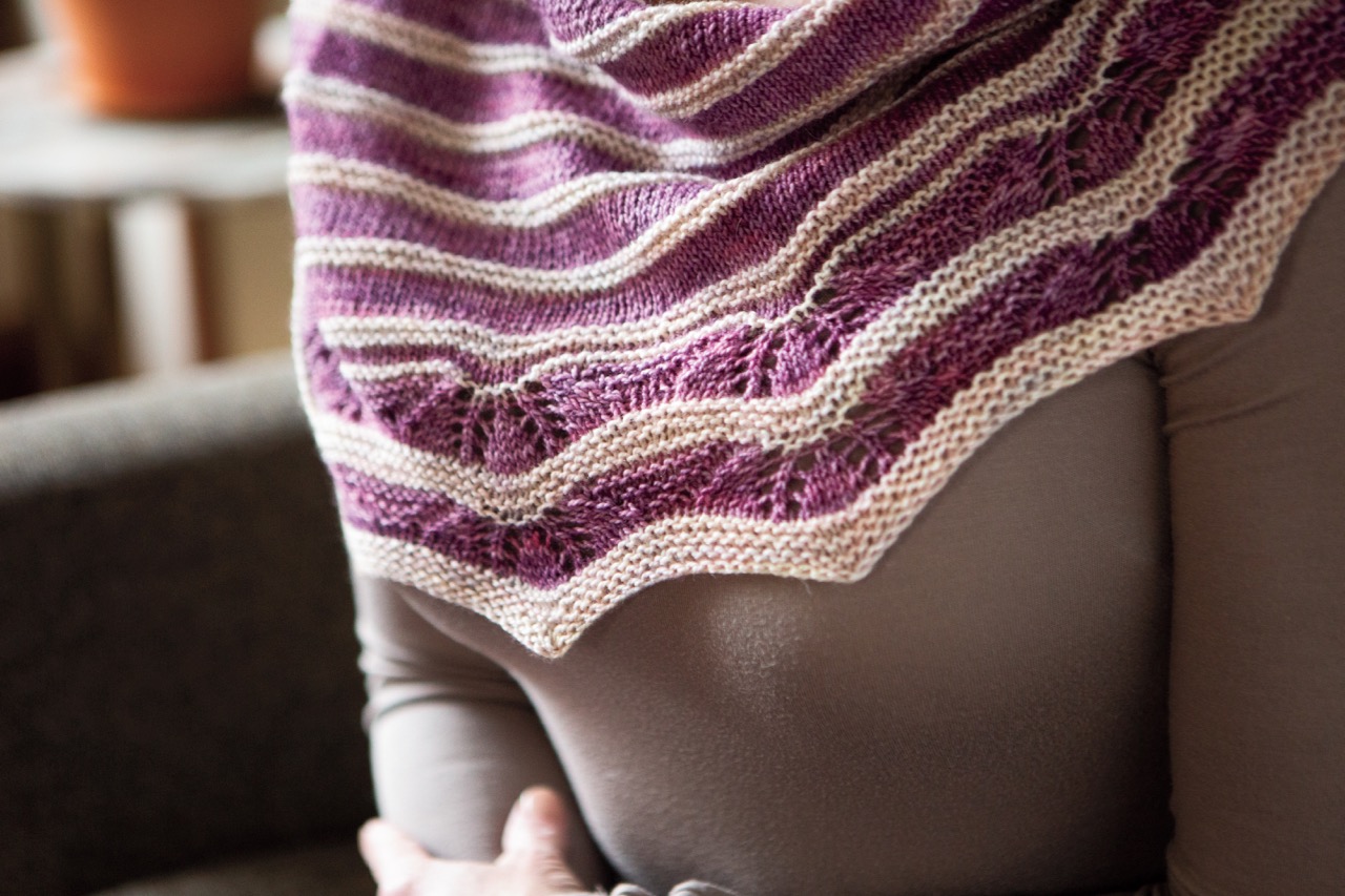 Garter and lace shawl